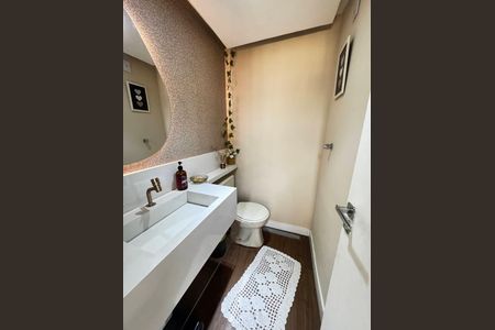 Casa à venda com 200m², 3 quartos e 2 vagas