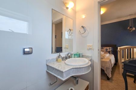 Apartamento para alugar com 320m², 2 quartos e 4 vagasbanheiro da suíte 1