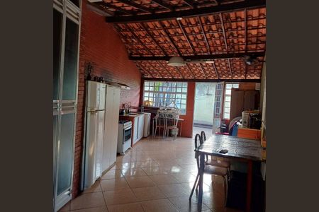 Casa à venda com 4 quartos, 471m² em São Francisco, Niterói