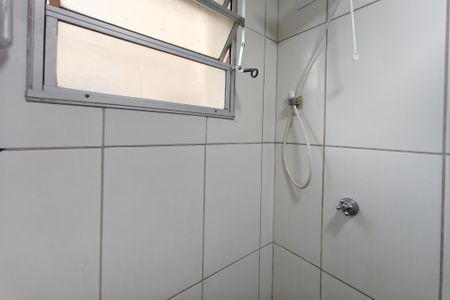Banheiro Suíte de apartamento para alugar com 3 quartos, 56m² em Jardim Marcia, Campinas