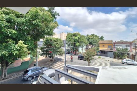 Casa à venda com 180m², 3 quartos e 2 vagas Casa à venda com 180m², 3 quartos e 2 vagasVista