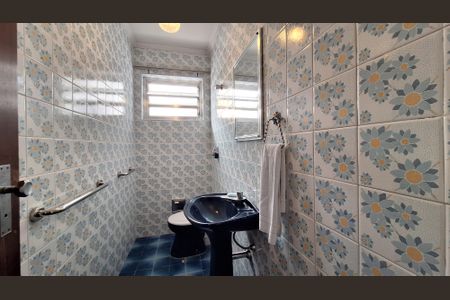 Casa à venda com 180m², 3 quartos e 2 vagas Casa à venda com 180m², 3 quartos e 2 vagasLavabo