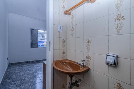 Casa para alugar com 160m², 3 quartos e 3 vagasbanheiro na suíte 1_3