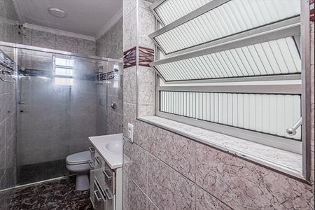 Casa para alugar com 160m², 3 quartos e 3 vagasbanheiro na suíte 2_1