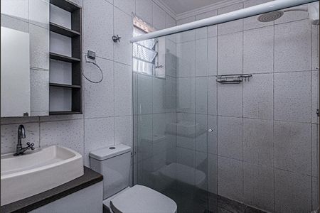 Casa para alugar com 160m², 3 quartos e 3 vagasbanheiro social_2