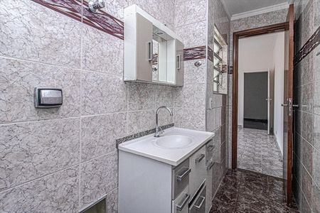 Casa para alugar com 160m², 3 quartos e 3 vagasbanheiro na suíte 2_3