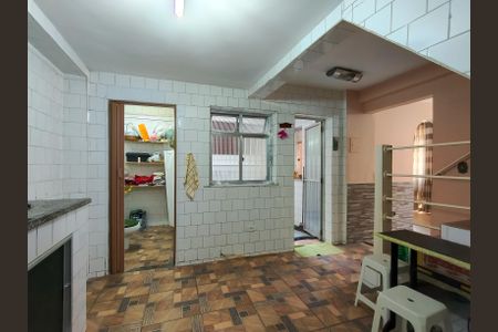 Casa à venda com 90m², 2 quartos e 1 vaga Casa à venda com 90m², 2 quartos e 1 vagaCozinha