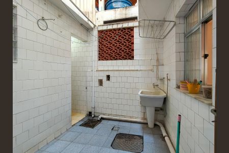 Casa à venda com 90m², 2 quartos e 1 vaga Casa à venda com 90m², 2 quartos e 1 vagaÁrea de Serviço