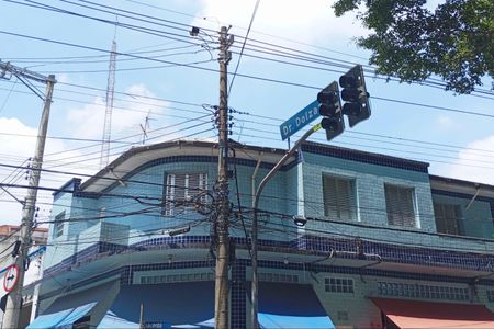 Casa para alugar com 70m², 2 quartos e sem vagaFachada 