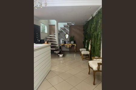 Casa para alugar com 195m², 4 quartos e 3 vagasOutros