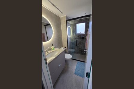 Apartamento à venda com 73m², 2 quartos e 1 vaga Apartamento à venda com 73m², 2 quartos e 1 vagaBanheiro