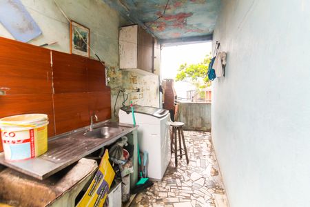 Casa à venda com 128m², 9 quartos e sem vagaÁrea de Serviço 1