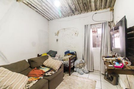 Casa à venda com 128m², 9 quartos e sem vagaSala 2