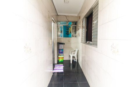 Casa à venda com 128m², 9 quartos e sem vagaÁrea externa