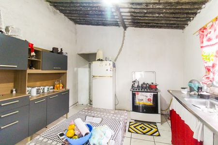 Casa à venda com 128m², 9 quartos e sem vagaCozinha 2