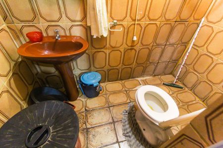 Casa à venda com 128m², 9 quartos e sem vagaBanheiro 4