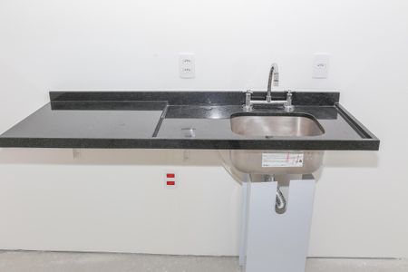 Apartamento à venda com 36m², 1 quarto e sem vagaSala e Cozinha