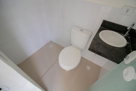 BANHEIRO de kitnet/studio para alugar com 1 quarto, 21m² em Parque Peruche, São Paulo