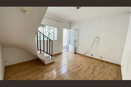 Foto 01 de casa à venda com 2 quartos, 137m² em Jardim Barueri, Barueri