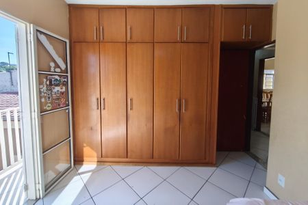 Casa à venda com 177m², 3 quartos e 4 vagasQuarto 4