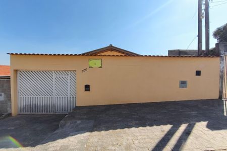 Casa à venda com 177m², 3 quartos e 4 vagasFachada