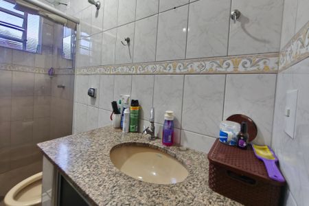 Casa à venda com 177m², 3 quartos e 4 vagasBanheiro Social