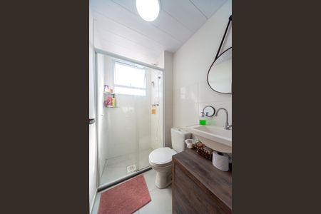 Banheiro de apartamento para alugar com 2 quartos, 41m² em Cecília, Viamão