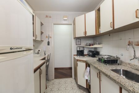 Apartamento à venda com 55m², 2 quartos e 2 vagasCozinha 