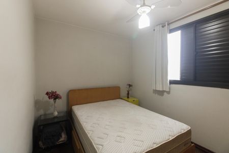 Apartamento à venda com 55m², 2 quartos e 2 vagasQuarto 2