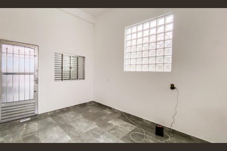 Sala de casa à venda com 1 quarto, 816m² em Vila Guilhermina, São Paulo