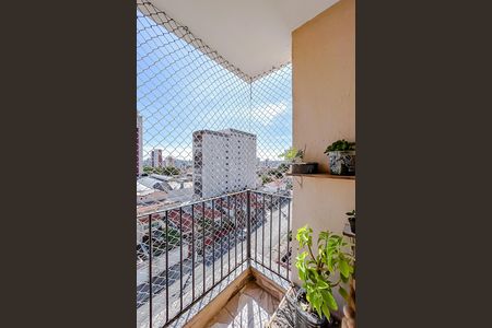Apartamento à venda com 74m², 2 quartos e 1 vagaVaranda