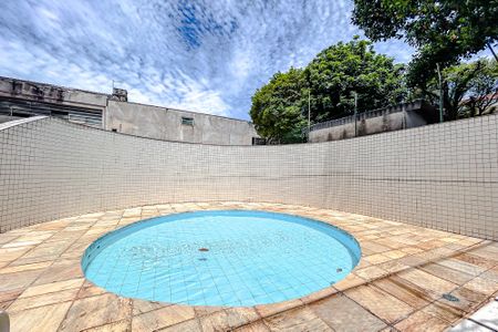 Apartamento à venda com 74m², 2 quartos e 1 vagaÁrea comum - Piscina