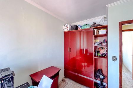Apartamento à venda com 74m², 2 quartos e 1 vagaQuarto 2