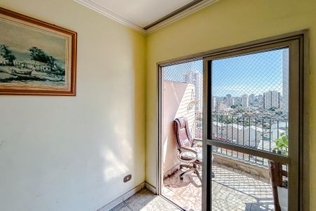 Apartamento à venda com 74m², 2 quartos e 1 vagaSala