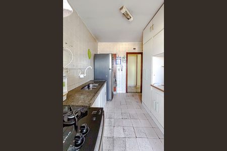 Apartamento à venda com 74m², 2 quartos e 1 vagaCozinha