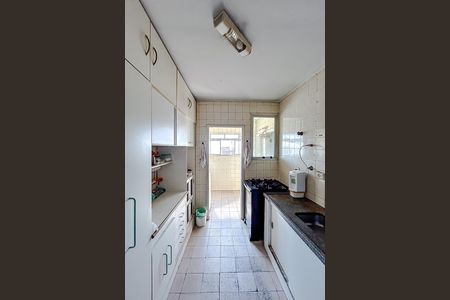 Apartamento à venda com 74m², 2 quartos e 1 vagaCozinha