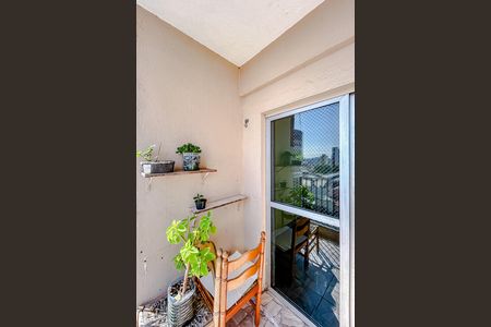 Apartamento à venda com 74m², 2 quartos e 1 vagaVaranda