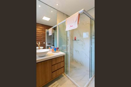 Casa à venda com 245m², 3 quartos e 3 vagas