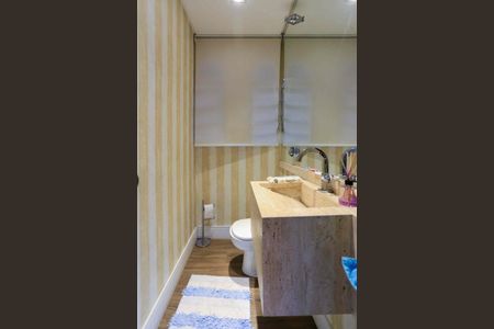 Casa à venda com 245m², 3 quartos e 3 vagas