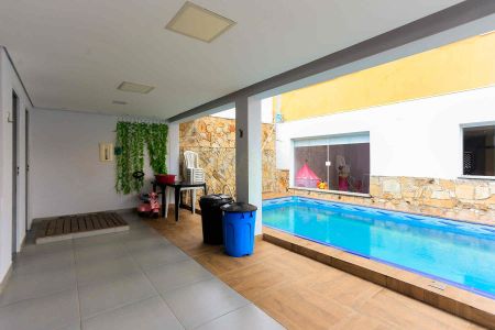 Casa à venda com 245m², 3 quartos e 3 vagas