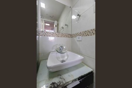 Apartamento à venda com 78m², 2 quartos e 2 vagas Apartamento à venda com 78m², 2 quartos e 2 vagasBanheiro