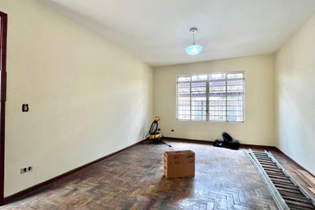 Sala de casa para alugar com 2 quartos, 130m² em Jardim Oriental, São Paulo