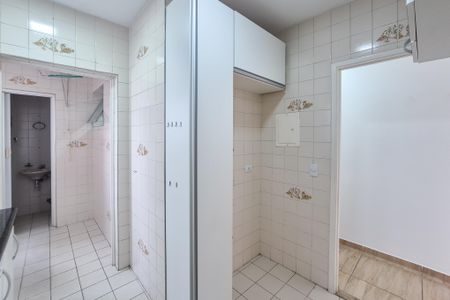 Apartamento à venda com 60m², 2 quartos e 1 vagaCozinha - Armários