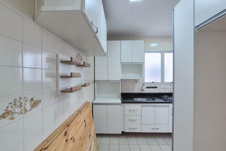 Apartamento à venda com 60m², 2 quartos e 1 vagaCozinha - Armários