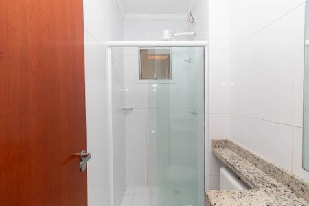 Apartamento à venda com 40m², 2 quartos e 1 vaga Apartamento à venda com 40m², 2 quartos e 1 vagaBanheiro
