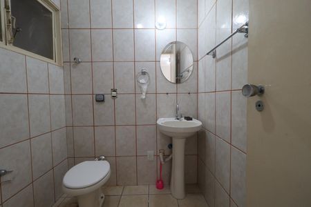 Banheiro de apartamento para alugar com 1 quarto, 52m² em Jardim Paulista, Ribeirão Preto