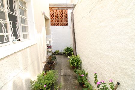 Casa de condomínio para alugar com 58m², 2 quartos e 1 vagaÁrea de Serviço