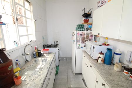 Casa de condomínio para alugar com 58m², 2 quartos e 1 vagaCozinha