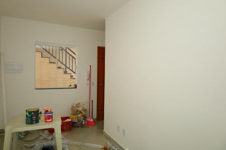 Sala de apartamento para alugar com 1 quarto, 35m² em Vila Rosaria, São Paulo