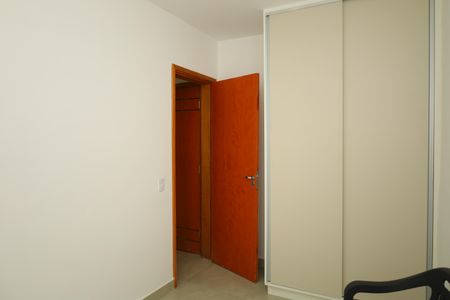 Quarto de apartamento para alugar com 1 quarto, 35m² em Vila Rosaria, São Paulo